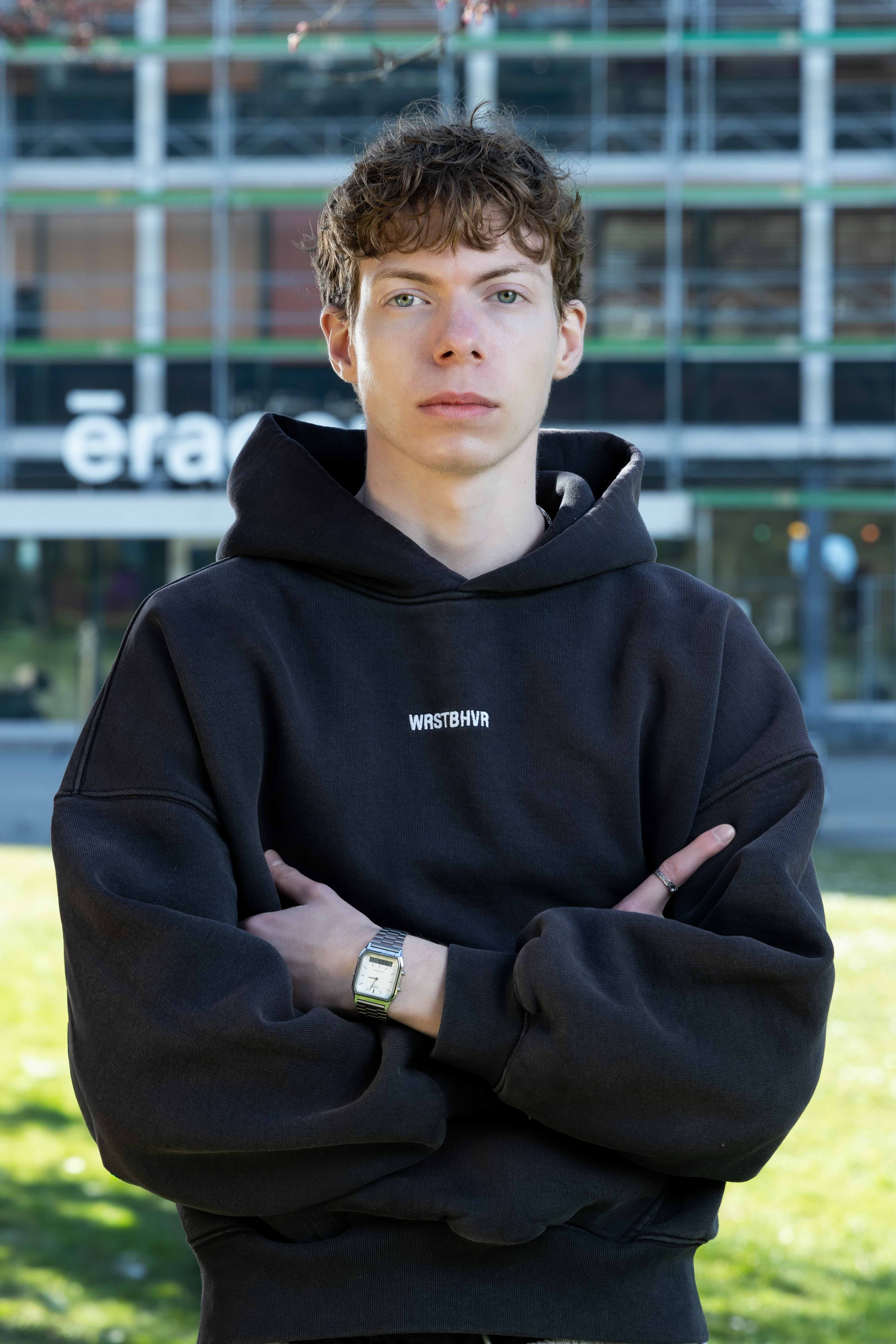 Studio portrait, soft key light